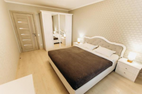 Luxury Family Apart on Golovna найкраще розташування по дорозі до кордону - район ТЦ ДЕПОТ БЕЗКОНТАКТНЕ ЗАСЕЛЕННЯ